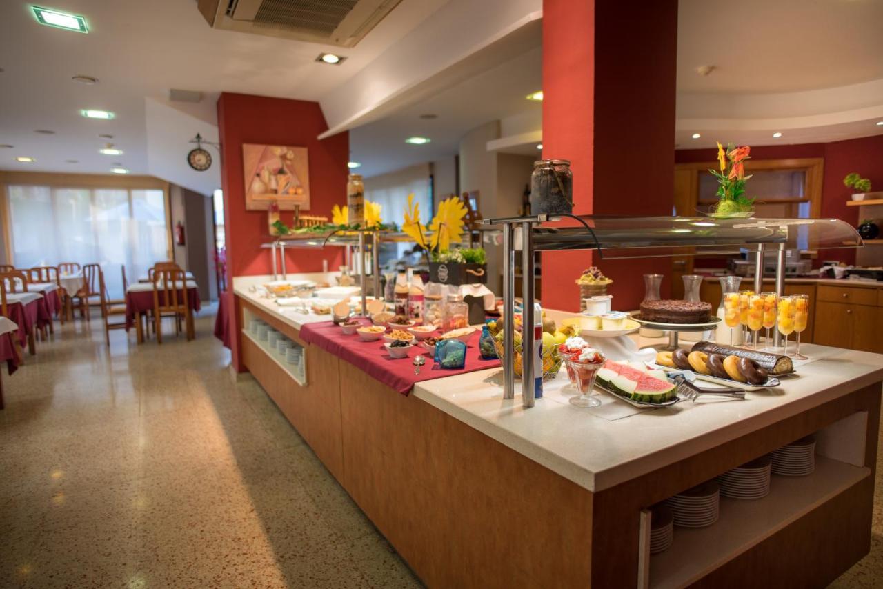 Hotel Acacias Suites & Spa Lloret de Mar Ngoại thất bức ảnh