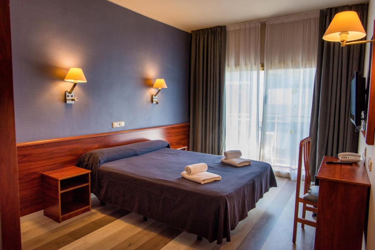 Hotel Acacias Suites & Spa Lloret de Mar Ngoại thất bức ảnh