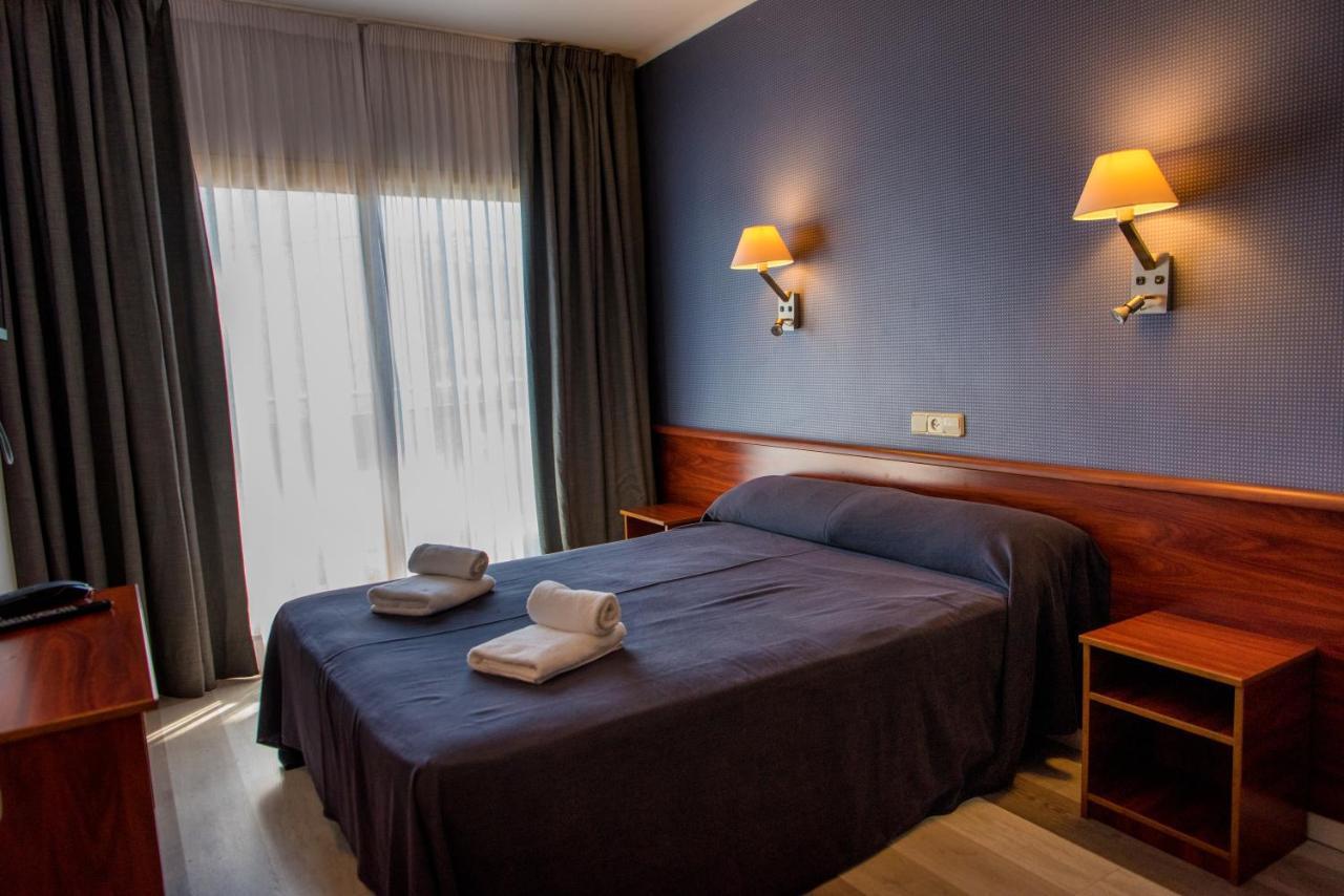 Hotel Acacias Suites & Spa Lloret de Mar Ngoại thất bức ảnh
