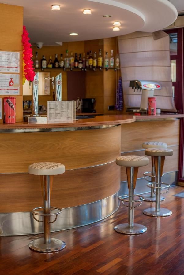 Hotel Acacias Suites & Spa Lloret de Mar Ngoại thất bức ảnh