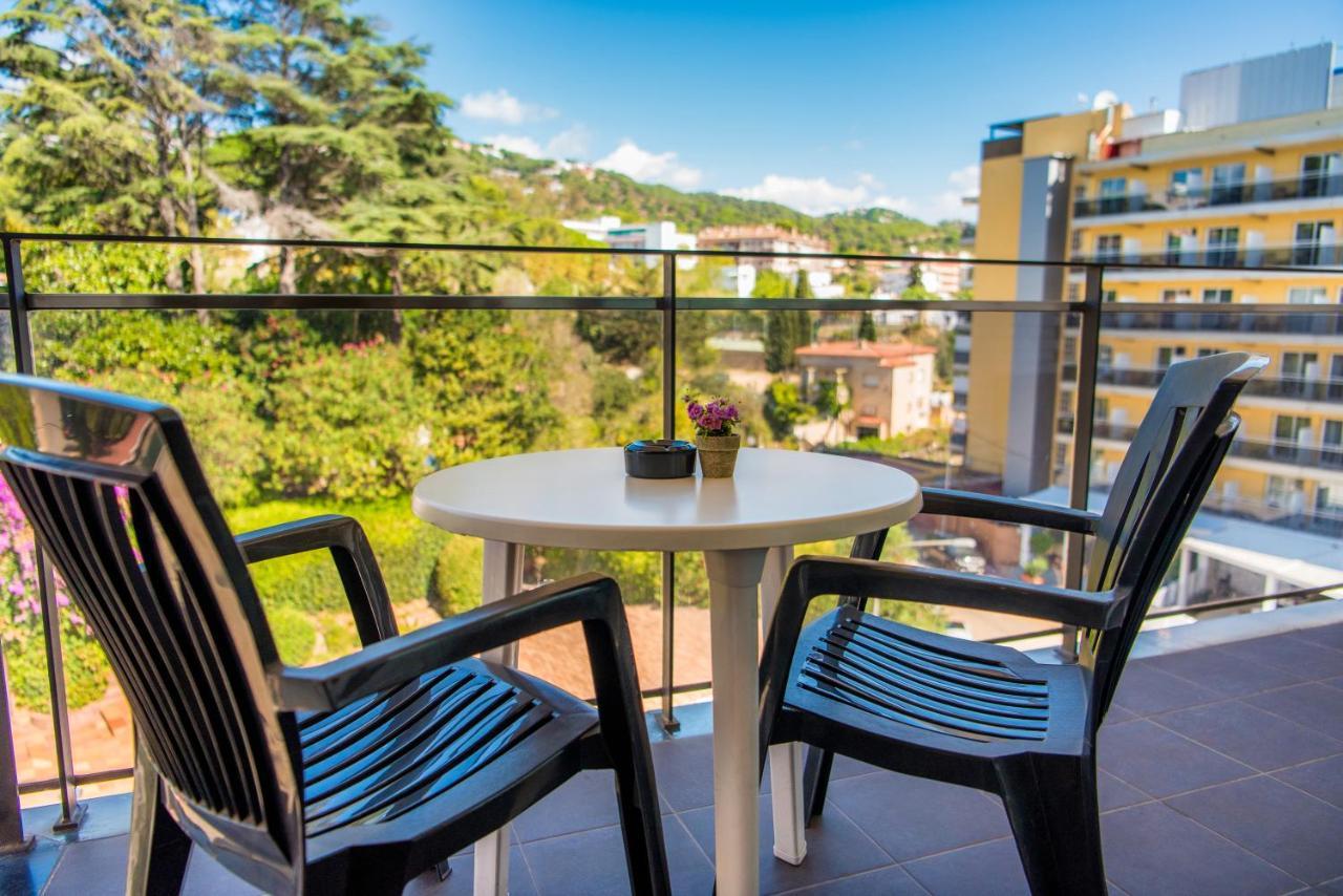 Hotel Acacias Suites & Spa Lloret de Mar Ngoại thất bức ảnh