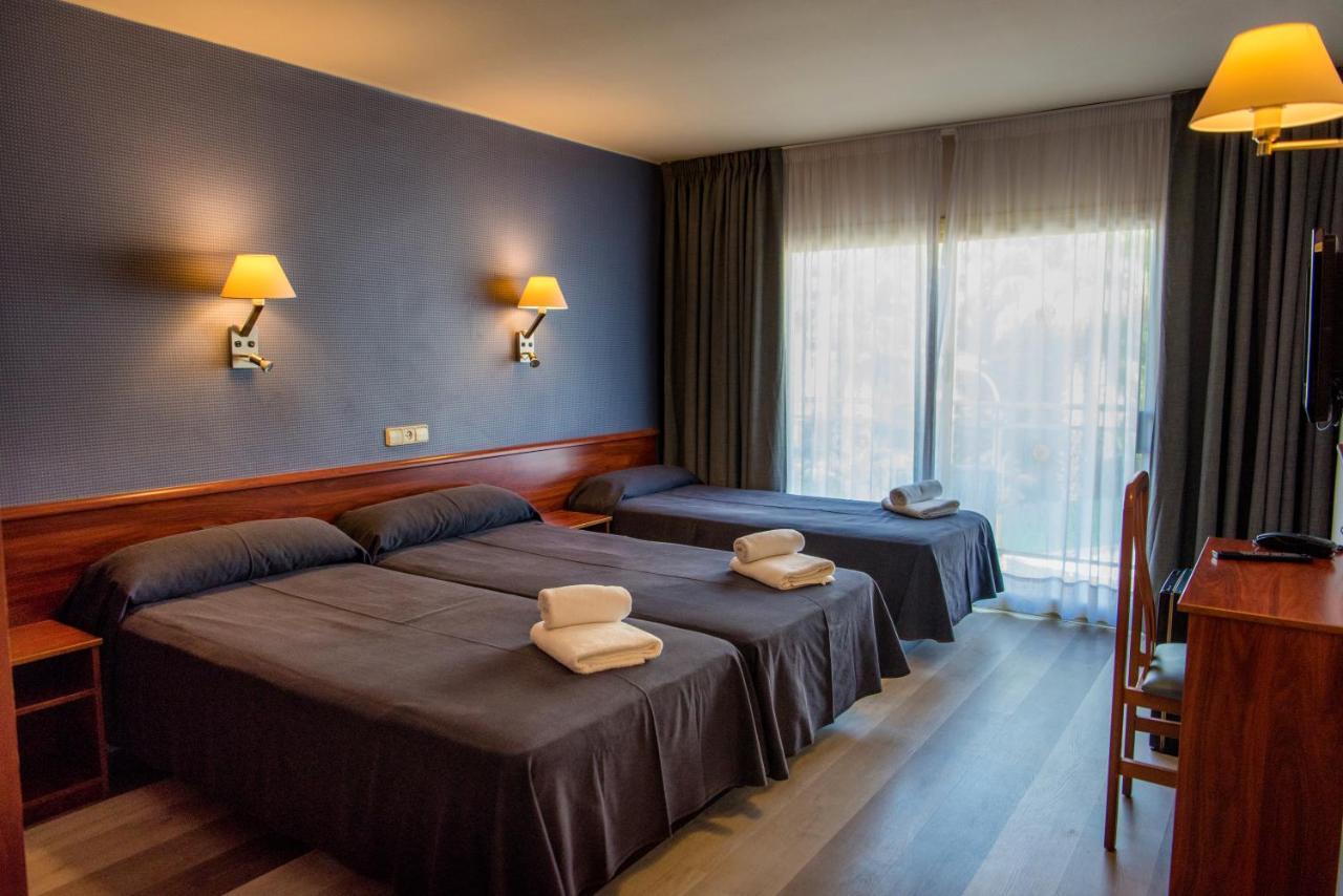 Hotel Acacias Suites & Spa Lloret de Mar Ngoại thất bức ảnh