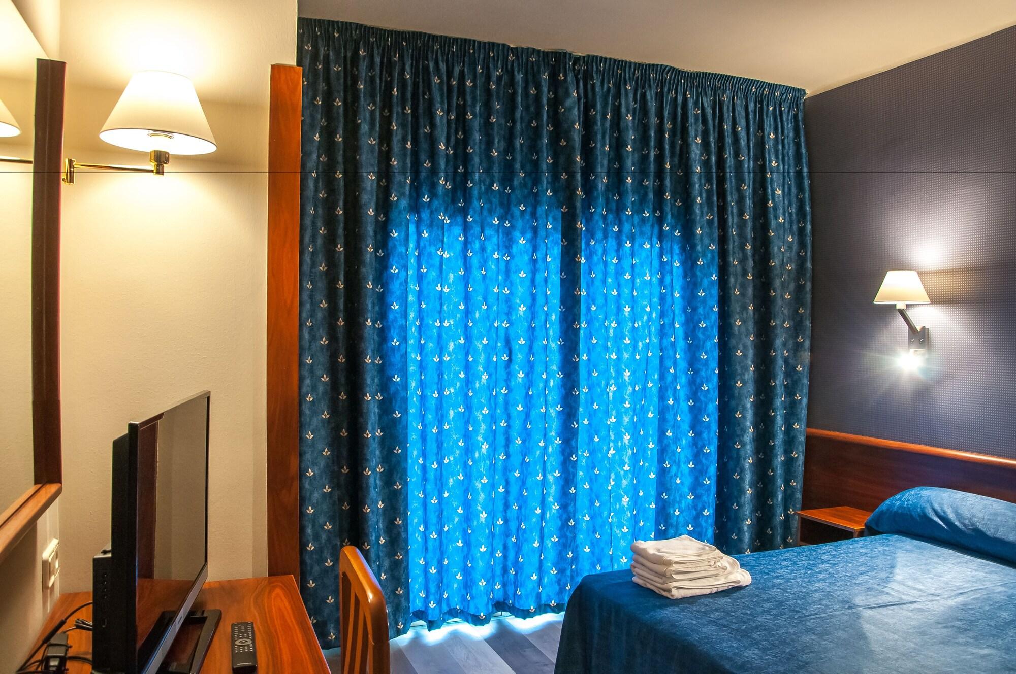 Hotel Acacias Suites & Spa Lloret de Mar Ngoại thất bức ảnh
