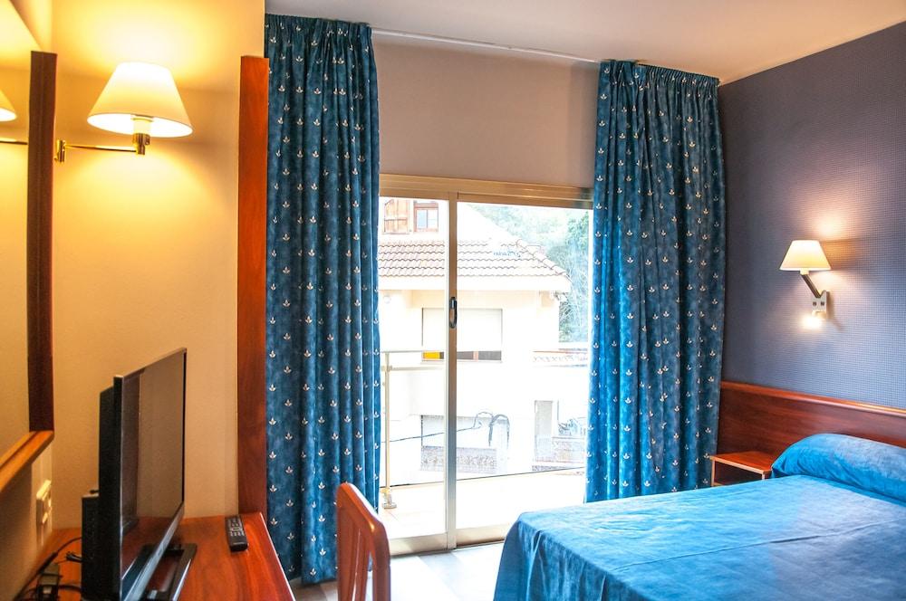 Hotel Acacias Suites & Spa Lloret de Mar Ngoại thất bức ảnh